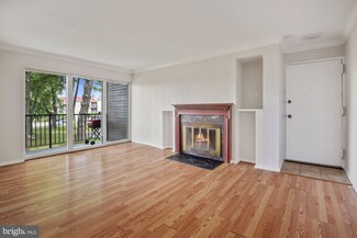 130 Duvall Ln Unit 102, Gaithersburg, MD 20877