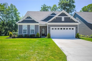 7807 Hunting Lake Dr, Concord Township, OH 44077
