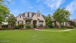 105 Red Robin Trail, Lafayette, LA 70508