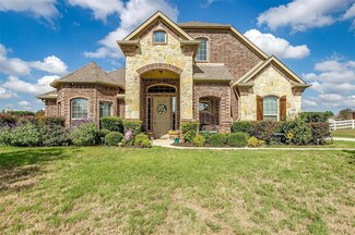4060 Running Brook Dr, Joshua, TX 76058