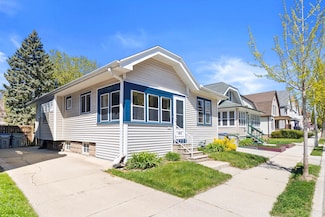 1227 N 43rd St, Milwaukee, WI 53208