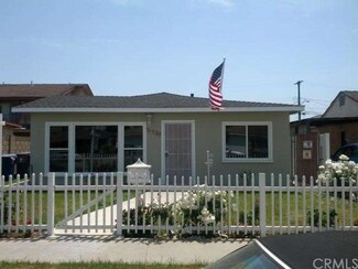 11730 209th St, Lakewood, CA 90715