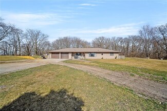 2419 Wilson Dr, Bussey, IA 50044