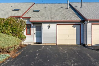 215 Millwright Dr, Nashua, NH 03063