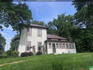 215 N Union St, Ponca, NE 68770
