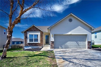 14504 Richmond Ave, Grand View, MO 64030