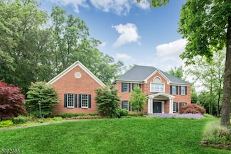 16 Olde York Rd, Randolph, NJ 07869