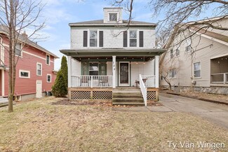 125 Benjamin Ave NE, Grand Rapids, MI 49503