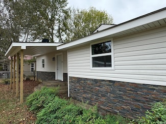 349 W Walnut St, Prescott, AR 71857