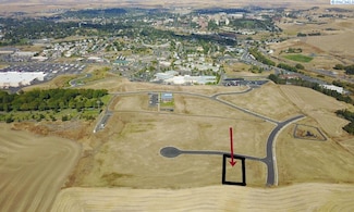 2025 SE Grande Ronde Ct, Pullman, WA 99163