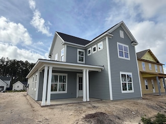 717 Blueway Ave, Summerville, SC 29486