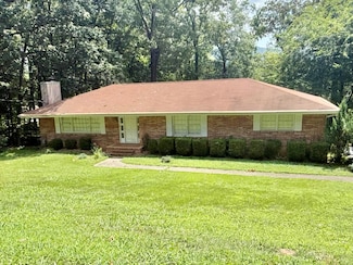 8009 Valley View Dr SE, Huntsville, AL 35802
