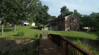 500 Deer Wood Ln, Bloomsdale, MO 63627