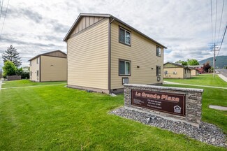 713 12th St, La Grande, OR 97850