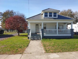 409 Seal Ave, Piketon, OH 45661