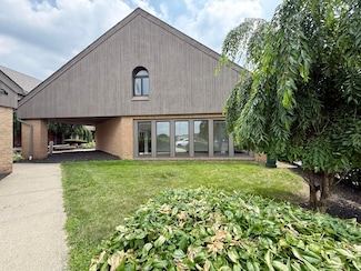 1001 Eastwind Dr Unit 301, Westerville, OH 43081