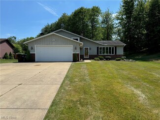 10001 Running Brook Dr, Parma, OH 44130