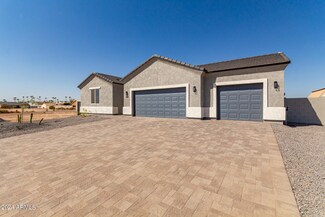 9406 W Reventon Dr, Arizona City, AZ 85123