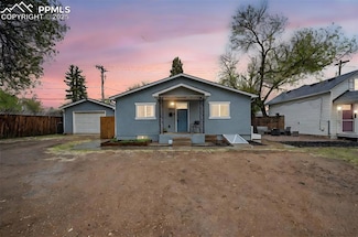2822 W Cucharras St, Colorado Springs, CO 80904