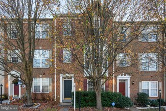 13671 Saint Johns Wood Place, Herndon, VA 20171