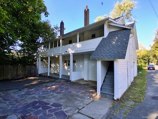 215 Maple Ave, Kerhonkson, NY 12446