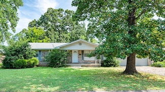 9516 Wiggins Place, Little Rock, AR 72205