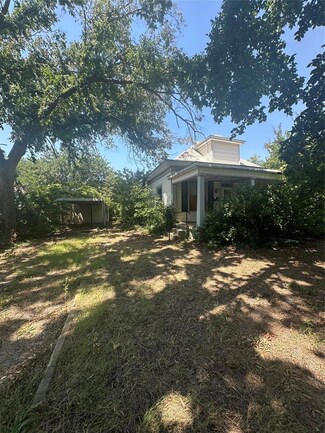 415 N Hitchcock St, Hobart, OK 73651