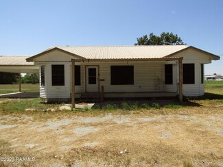 7407 Touchet Ln, Broussard, LA 70518