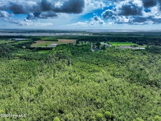 4468 Caratoke Hwy, Barco, NC 27917