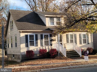 369 N Main St, Woodstown, NJ 08098