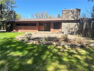 1604 W Allen St, Rice Lake, WI 54868