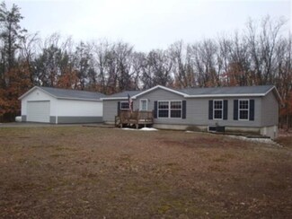 W1623 64th St, Lyndon Station, WI 53944