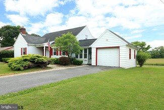 217 E Main St, Millheim, PA 16854