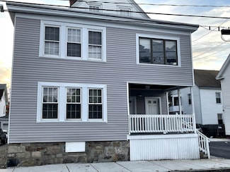 53-55 Phillips St, Lawrence, MA 01843
