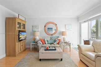 2020 Terra Mar Dr Unit 205, Pompano Beach, FL 33062