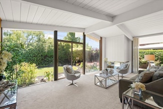 3469 Thomas Dr, Palo Alto, CA 94303