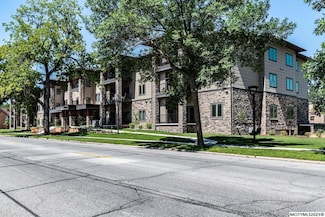 320 1st St NE Unit 103, Mason City, IA 50401