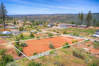 884 Waggoner Rd, Paradise, CA 95969