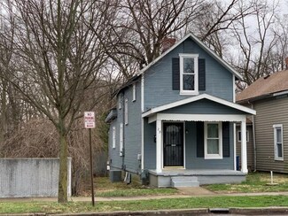 29 S Washington St, Delaware, OH 43015