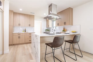 16718 Donmetz St, Granada Hills, CA 91344