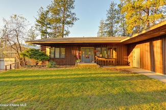 18469 W Riverview Dr, Post Falls, ID 83854