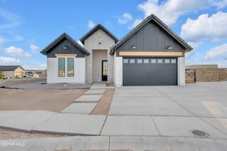 837 Paseo Serra Ct, Horizon City, TX 79928