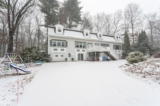 4 Sunset Dr Unit A, Londonderry, NH 03053
