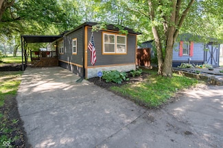71 E Cove Ct, Cicero, IN 46034