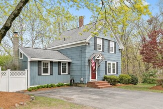 484 Franklin St, Wrentham, MA 02093