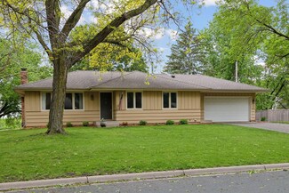 13208 Highview Dr, Burnsville, MN 55337