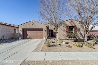 676 W Camino Curvitas, Sahuarita, AZ 85629