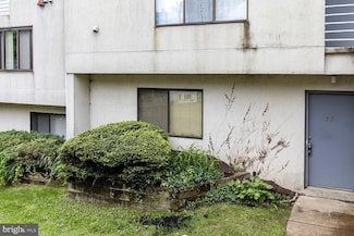 75 Ashlar Hill Ct, Parkville, MD 21234