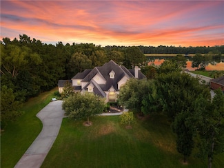 11376 Majestic Dr, Montgomery, TX 77316