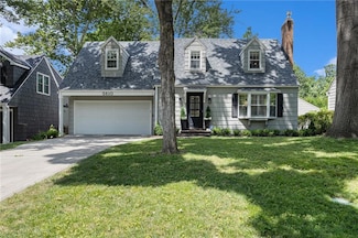 5610 Aberdeen Rd, Fairway, KS 66205